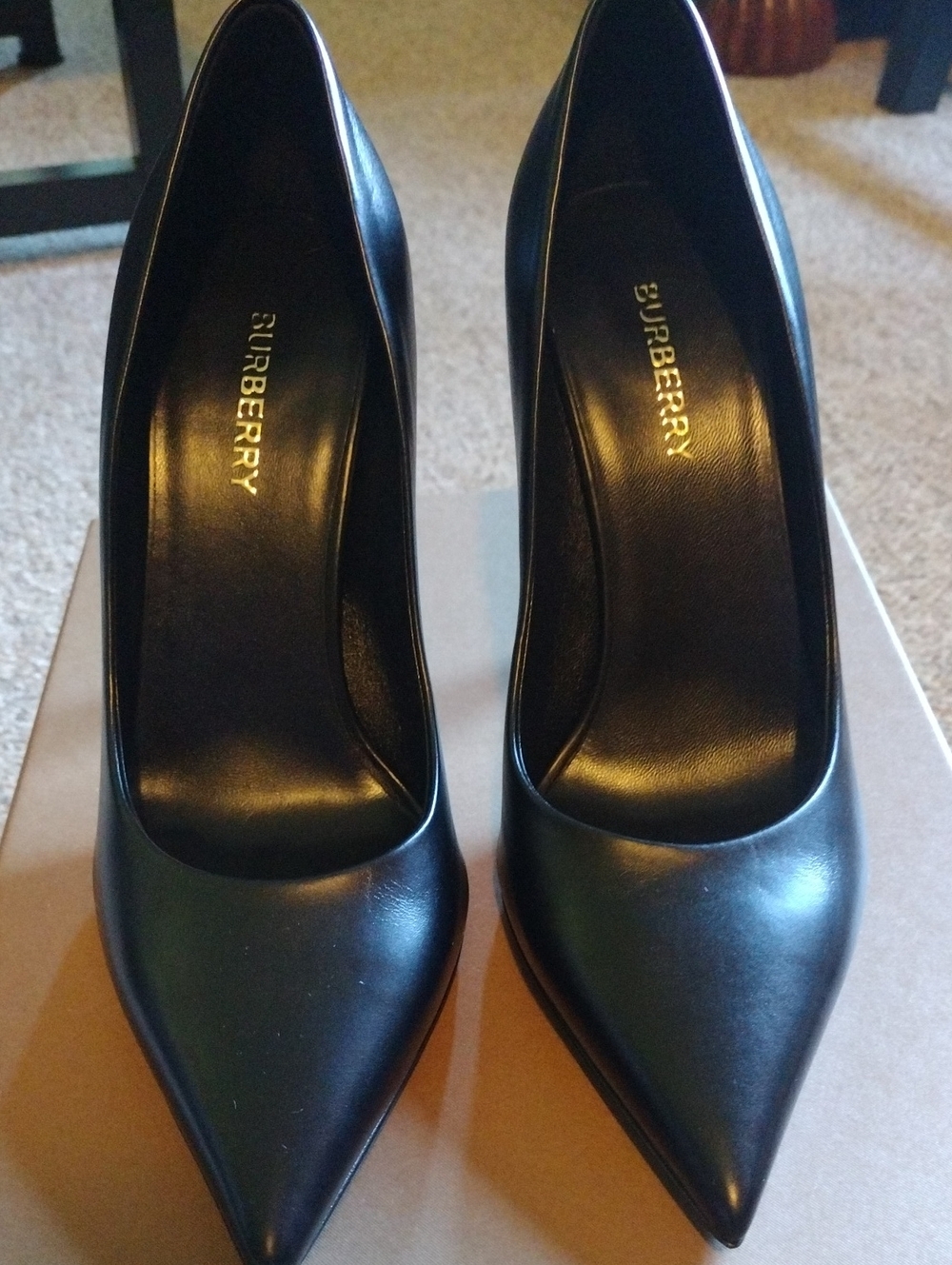 Burberry point pumps black size 6.5 - Picture 10 of 15